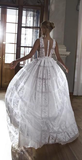 Nurit Hen 2017 Ivory White Bridal Collection Belle The Magazine