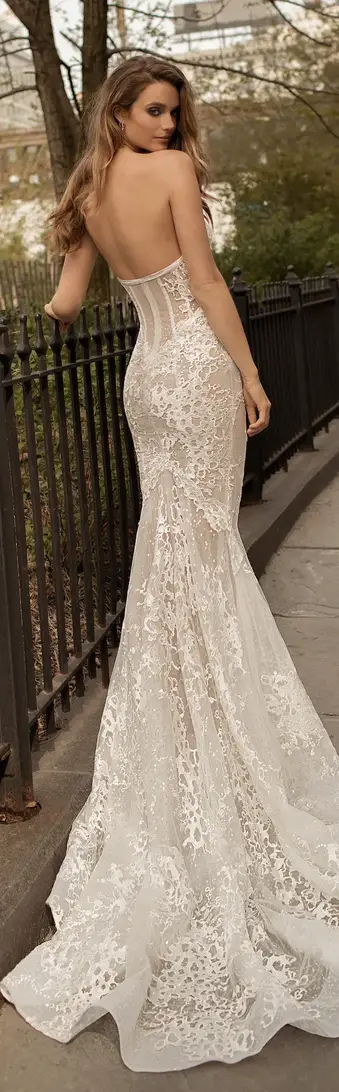 Berta spring 2018 wedding dresses shop