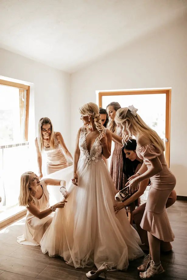 Bridesmaid Photo Ideas Fun Moments with your Ladies