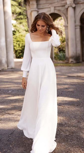 Marriage simple dress shop