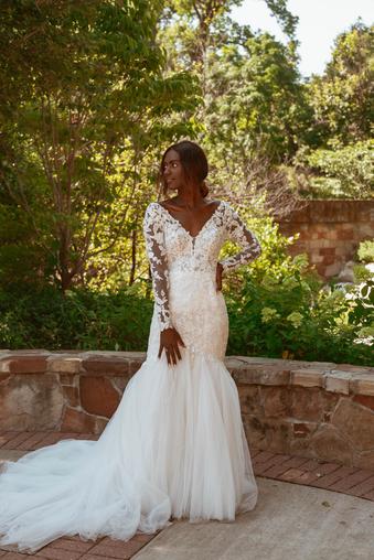 Celebrate Your Special Day with a Stella York Wedding Dress