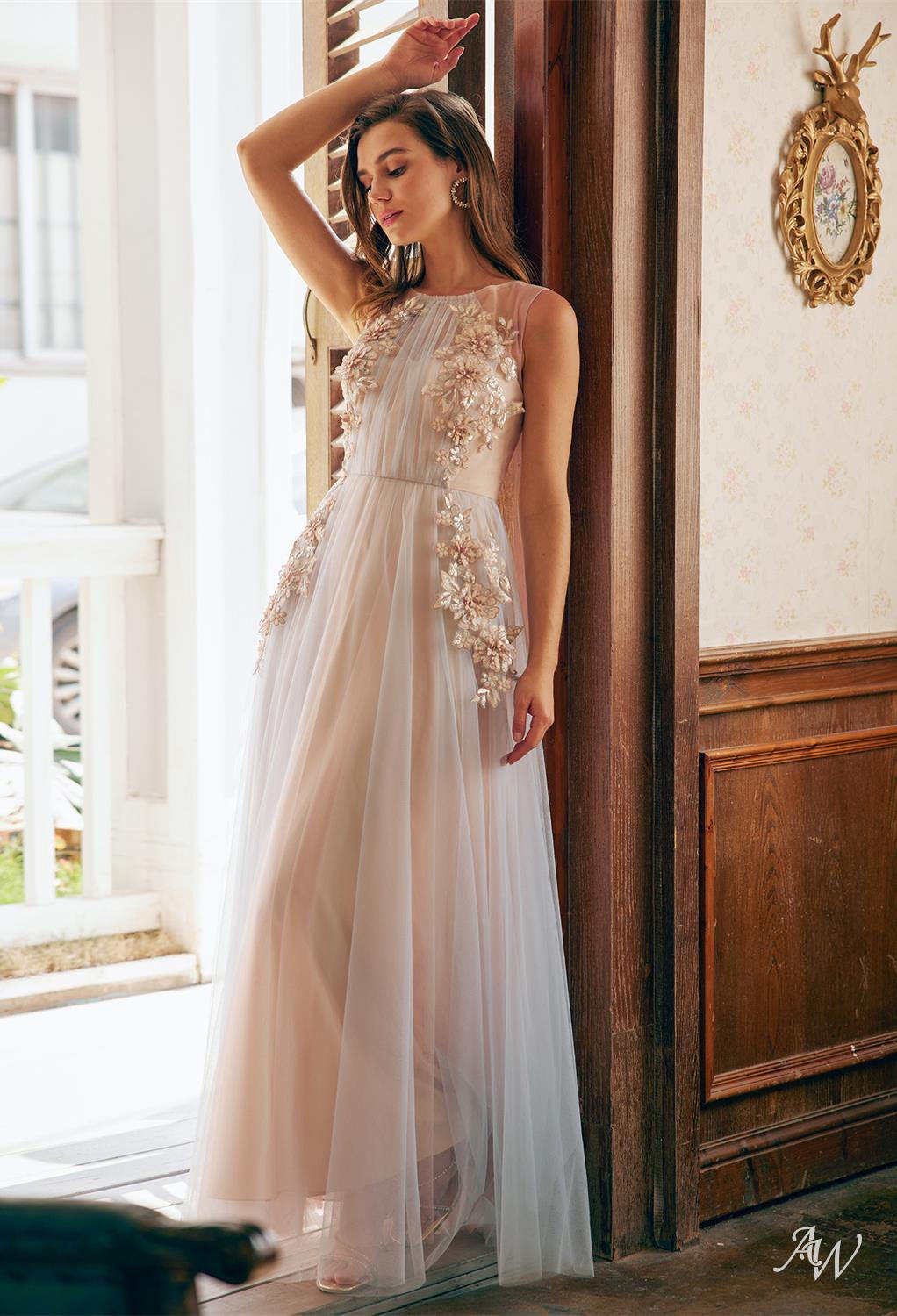 Elegant Wedding Dresses Off The Shoulder Sleeveless 3D Flower Lace A Line  Gowns | eBay