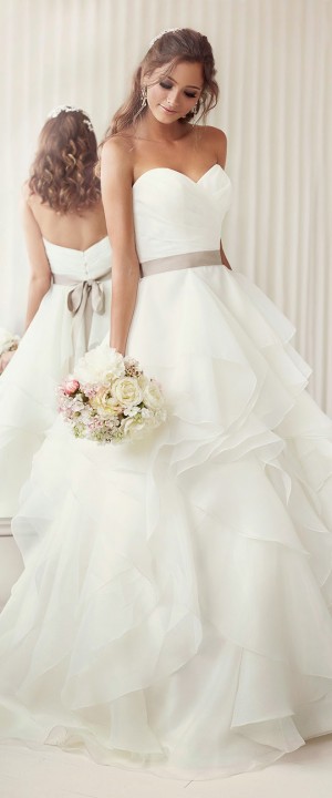 ball gown wedding dress