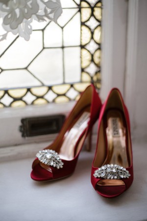 Red Wedding shoes - Anna Schmidt Photography