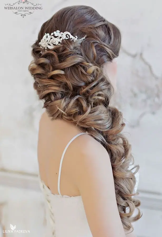 Loose Curls Wedding Hair - Belle The Magazine