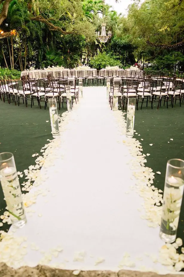 Outdoor Wedding Ceremony Decor Idea