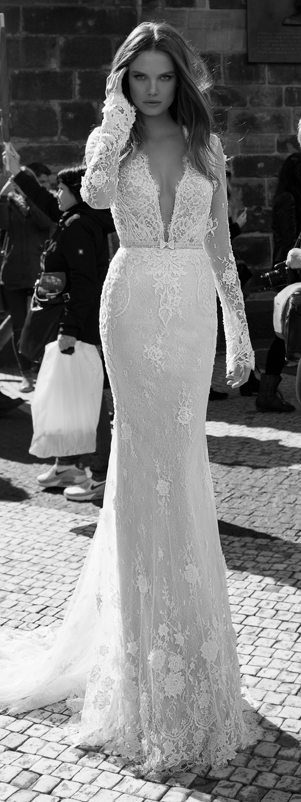 berta long sleeve wedding dress