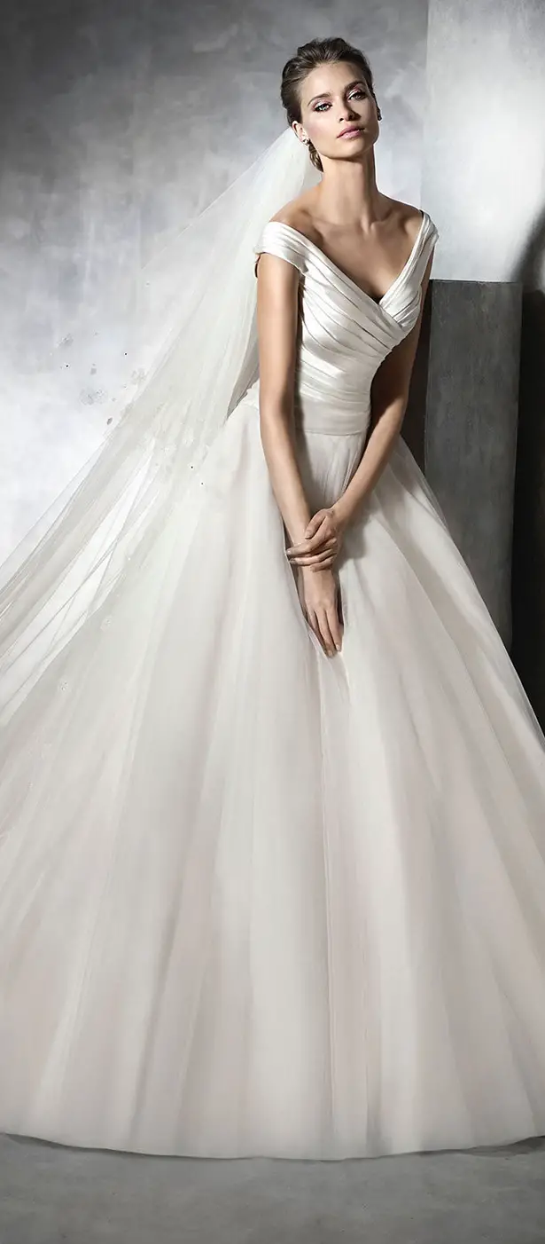 Pronovias 2016 Wedding Dress