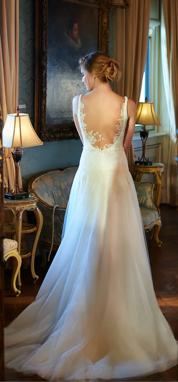 Elbeth Gillis Wedding Dress