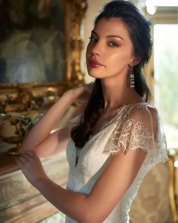 Elbeth Gillis Wedding Dress