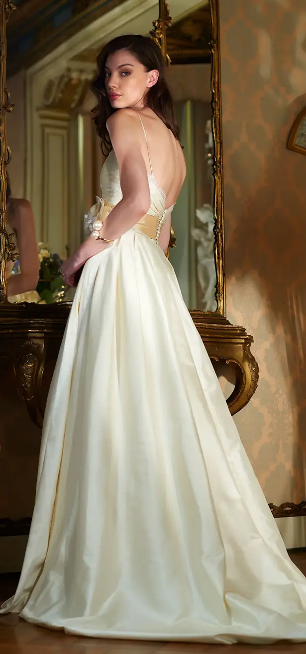 Elbeth Gillis Wedding Dress