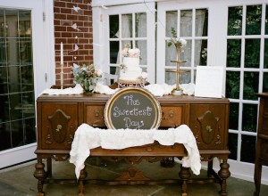Vintage Wedding Cake Table - Keepsake Memories Photography