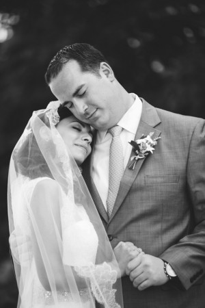 Beautiful wedding picture - Nicole Lopez Photography