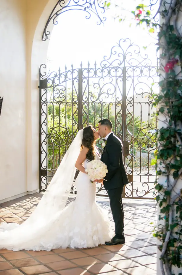 A Classic Wedding  with Spanish  Flair Belle The Magazine