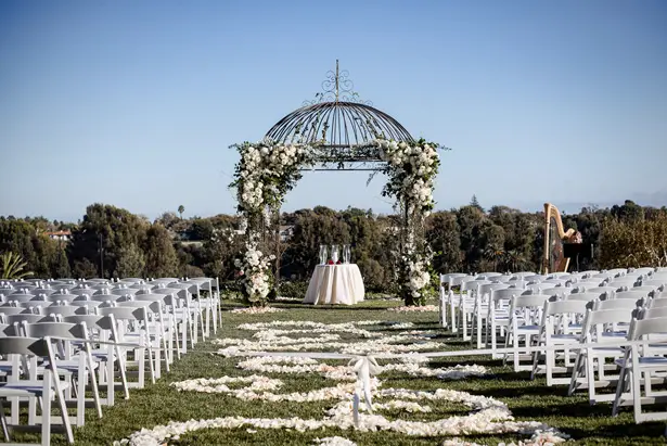 Garden wedding - William Innes Photography