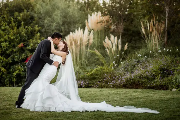 Wedding kiss - William Innes Photography