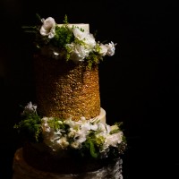 Gold wedding cake - Shawna Hinkel Photography