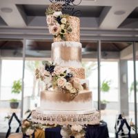 Gold wedding cake details -Stacy Anderson Photography