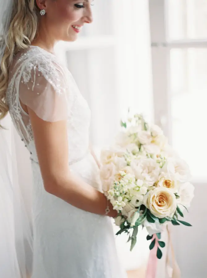 Rosa Clara Wedding Dress Photography: When He Found Her