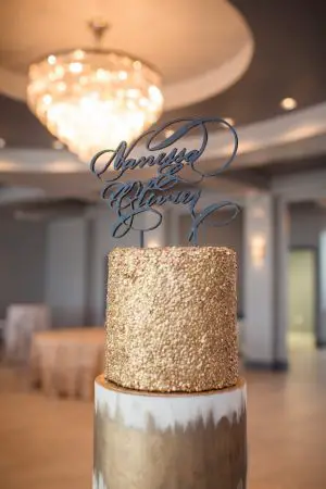 Gold Wedding Cake - Stacy Anderson Photography