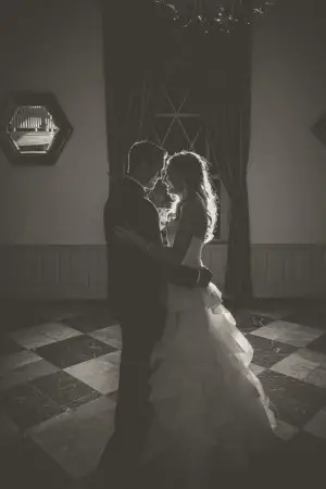 Wedding first dance - Ten·2·Ten Photography