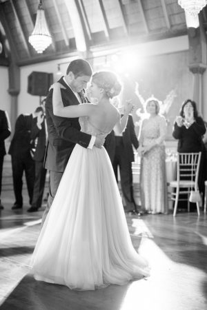 Wedding first dance - Watson Studios
