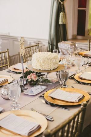 Wedding table escape - Ten·2·Ten Photography
