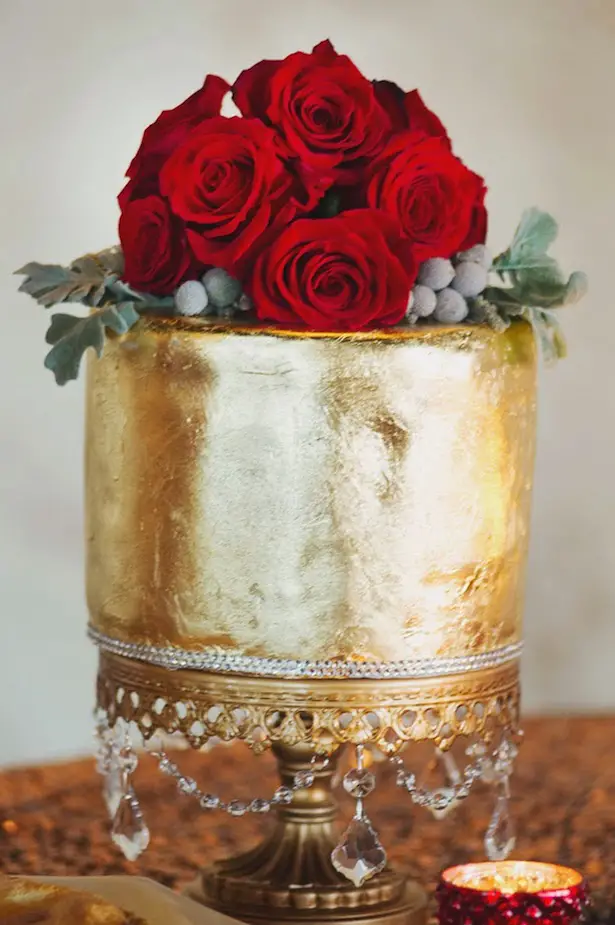 Winter Wedding Cake - Photographer: Jenna Leigh Wedding Photography, Cake Designer: Lily’s Cakes