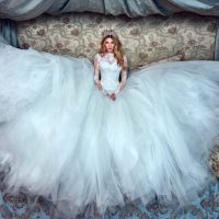 Galia Lahav Spring 2017 Collection - Le Secret Royal