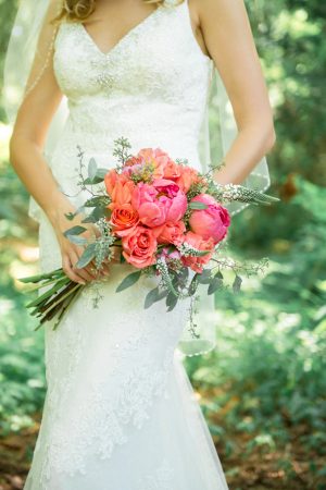 Coral Wedding bouquet - L'Estelle Photography