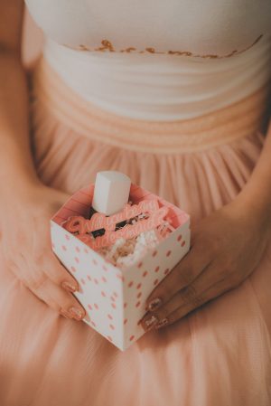 bridesmaid proposal ideas - Cristina Navarro Photography