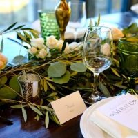 Garland centerpiece - Hyde Park Photo