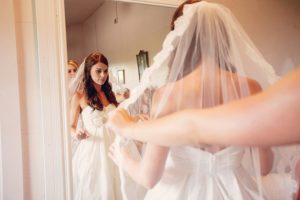 Bride getting ready - Suzanne Rothmeyer Photography