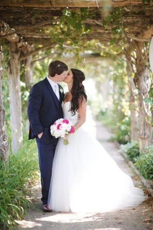Romantic wedding picture - Justin Wright Photography