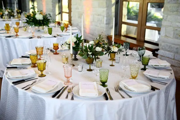 Garland centerpiece - Hyde Park Photo