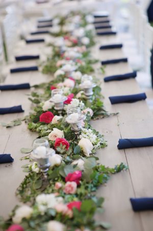 Garland wedding centerpiece - Justin Wright Photography
