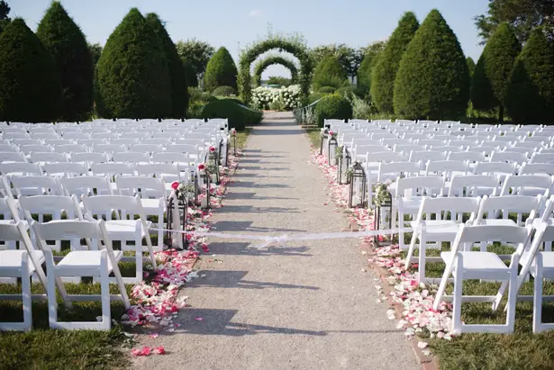 Outdoor wedding aisle decor - Justin Wright Photography