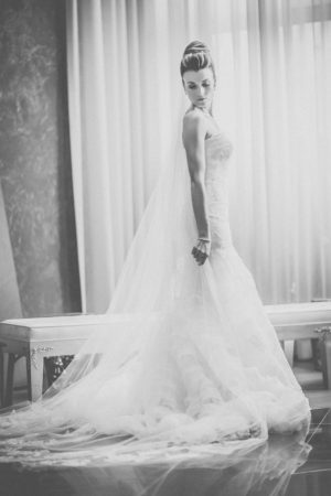 Elegant wedding dress - Kane and Social
