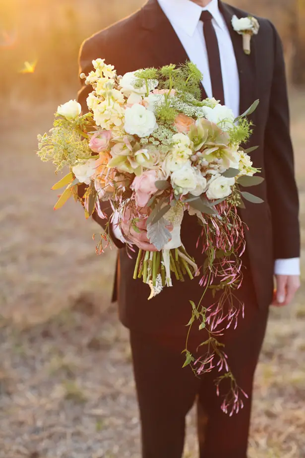 Rustic cream wedding bouquet - j.woodbery photography