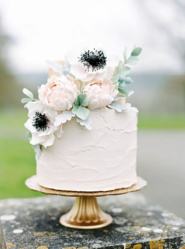 Romantic Floral Wedding Cake - Paula O'Hara Photography 