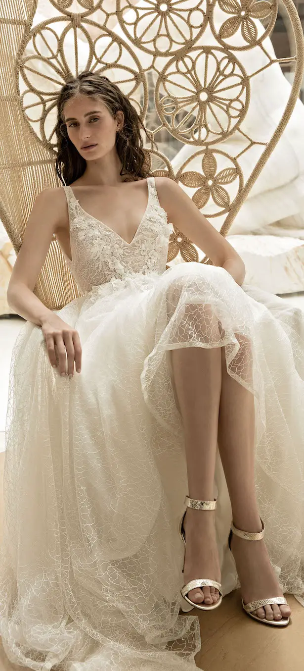 Flora bridal clearance dresses