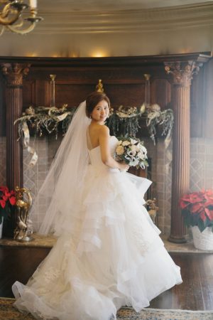 Beautiful wedding dress - OLLI STUDIO