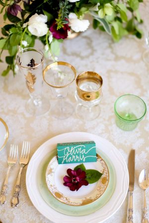 Elegant table wedding setting - Sarah Goodwin Photography
