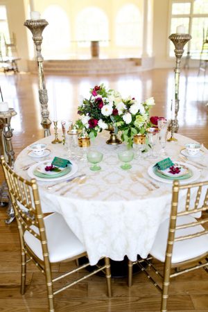 Elegant table wedding setup - Sarah Goodwin Photography