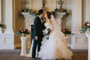 First wedding kiss - OLLI STUDIO
