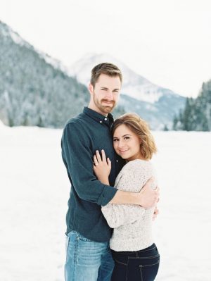Outdoor engagement portrait - Mallory Renee Photography