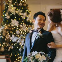 Christmas Inspired wedding picture - OLLI STUDIO