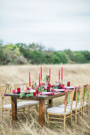 Beautiful wedding tablescape - Dani Cowan Photography