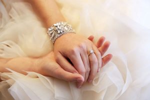 Bridal jewelry - BLUE MARTINI PHOTOGRAPHY