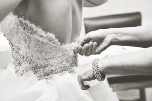 Bridal moment - BLUE MARTINI PHOTOGRAPHY